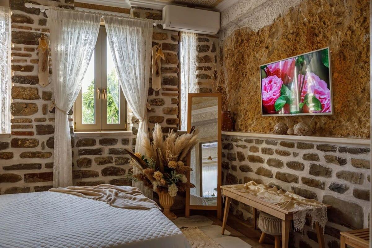 Lithos Messolongi Paradise - A Luxurious Retreat Missolonghi Exterior photo