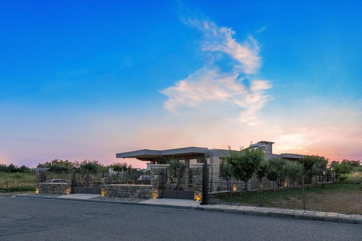 Lithos Messolongi Paradise - A Luxurious Retreat Missolonghi Exterior photo